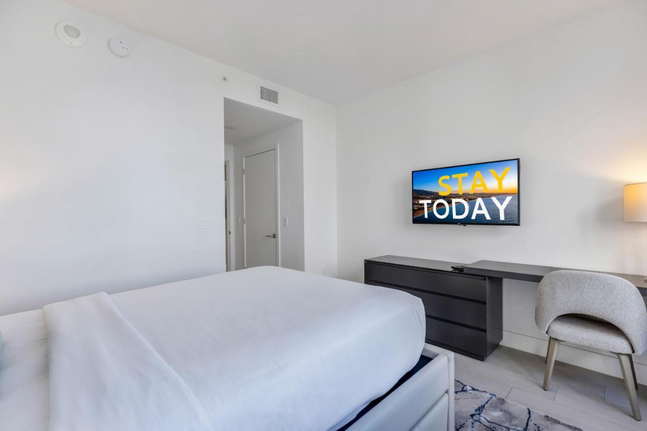 Hyde Beach House Resort - Million Apartment 2Bd 2Ba, Direct Ocean View, 1 Min From Beach, 6 Guests Hollywood Bagian luar foto