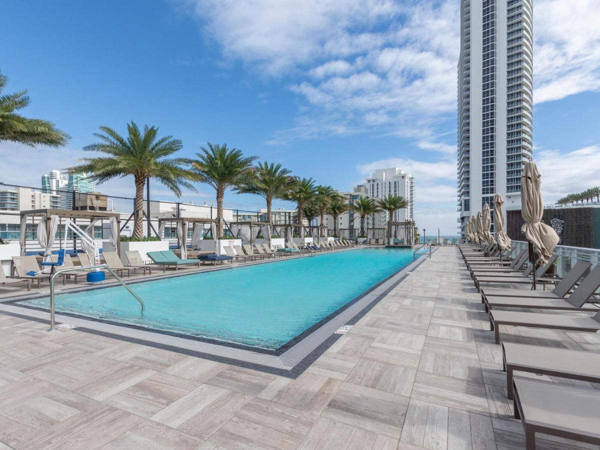 Hyde Beach House Resort - Million Apartment 2Bd 2Ba, Direct Ocean View, 1 Min From Beach, 6 Guests Hollywood Bagian luar foto